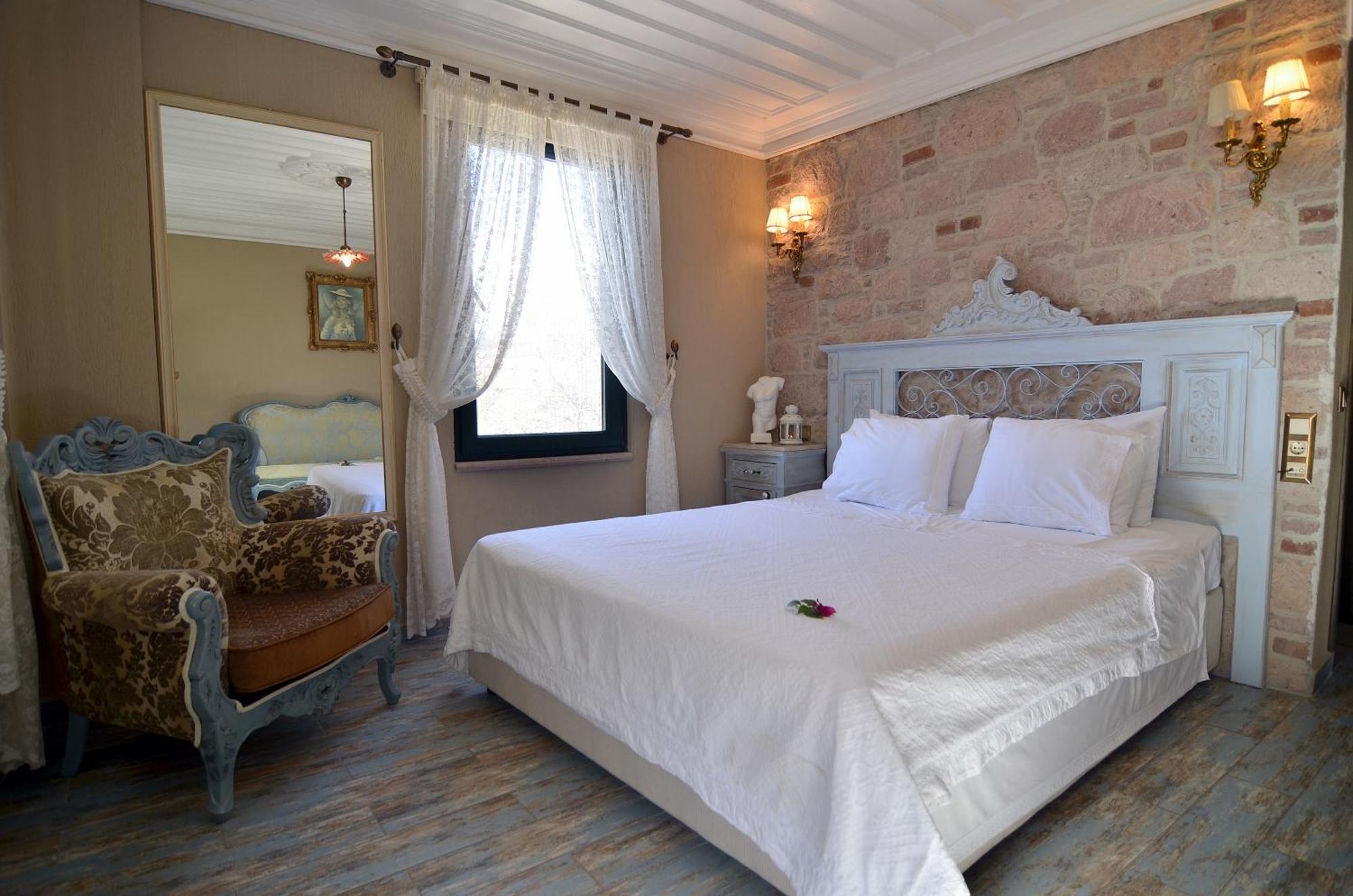 Fikretbey Konagi Hotel Ayvalik Exterior photo
