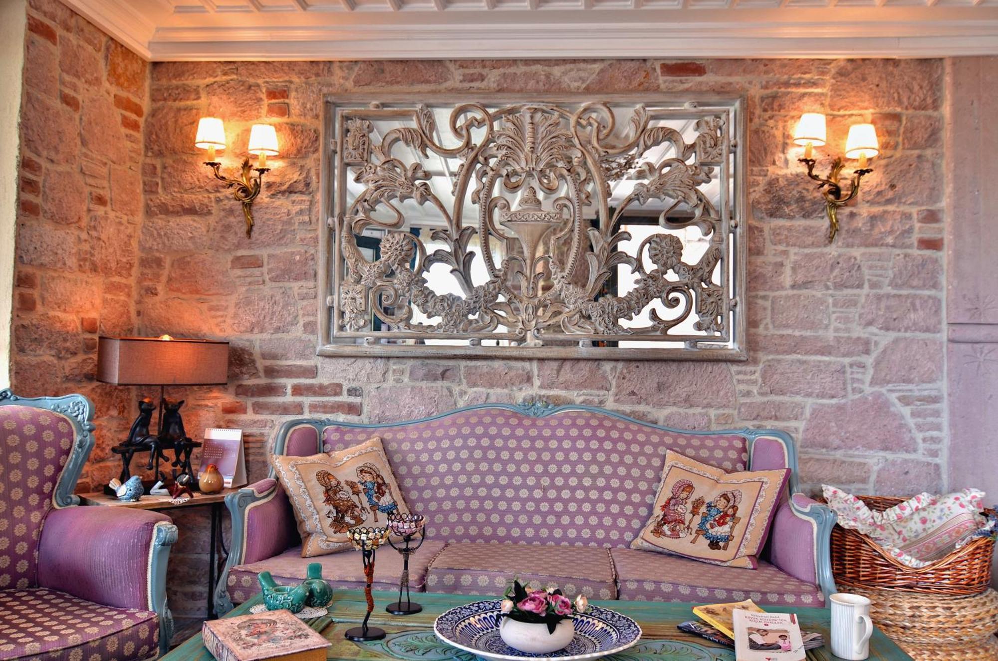 Fikretbey Konagi Hotel Ayvalik Exterior photo
