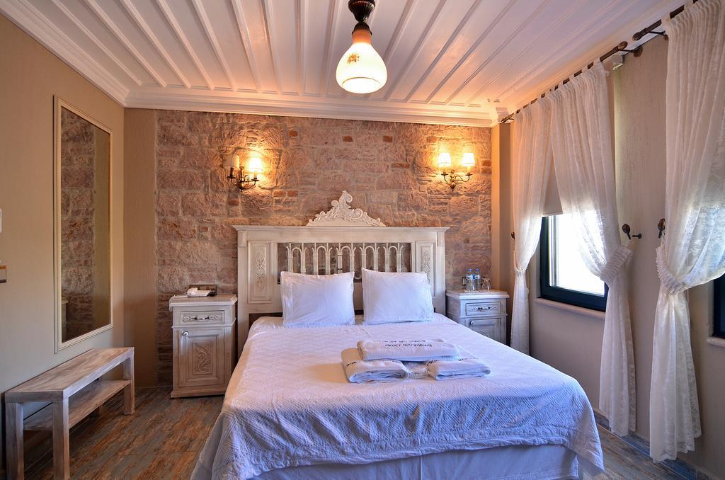 Fikretbey Konagi Hotel Ayvalik Exterior photo