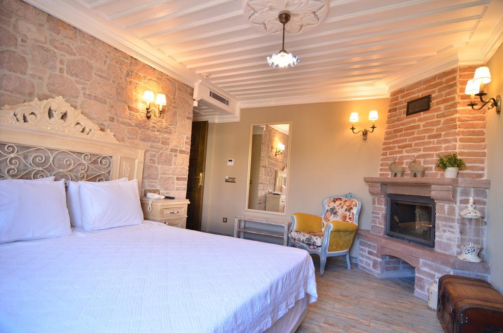 Fikretbey Konagi Hotel Ayvalik Exterior photo